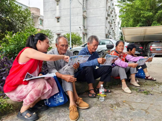 柳州市鹿寨县平山镇：反邪宣传进歌圩 山歌传唱新风尚