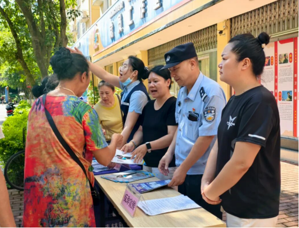 d28bd459-8ca3-4b8c-bbf2-8f71ff810fec