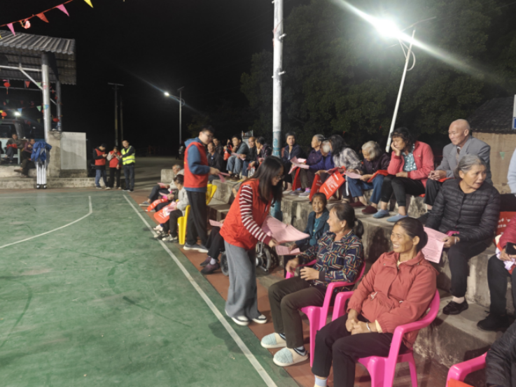 323d01c1-523b-474d-9c50-b88bbc969652