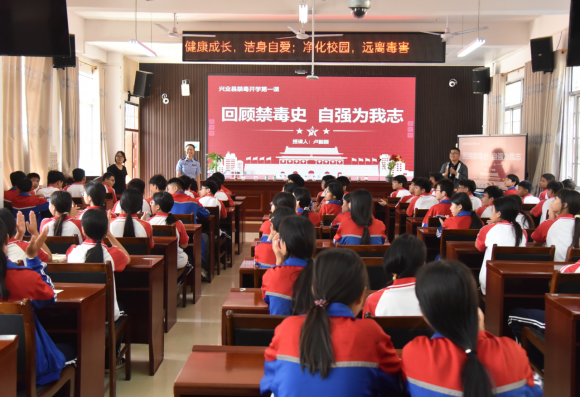 b165544f-1ff3-47db-8517-478d8639d65d