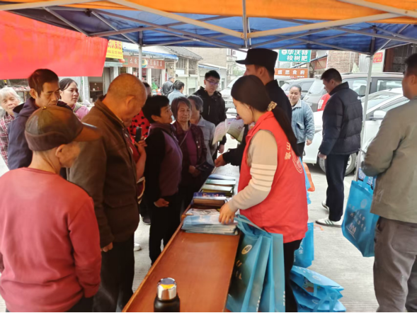 9eb5b70e-f740-42ed-88bd-d4e457e7b892