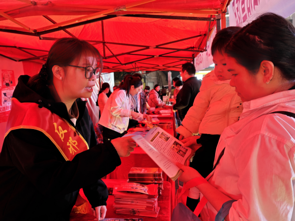 028b6de2-f3e9-45a2-9c8d-7ad711b3e960