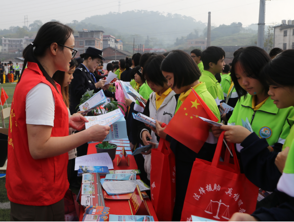 5fd07e4c-ec19-462c-8b3f-b2d2a77b4b08