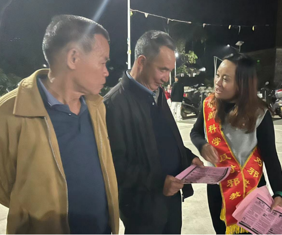 9ffbde09-b589-45c8-85df-b5331f02ebd7