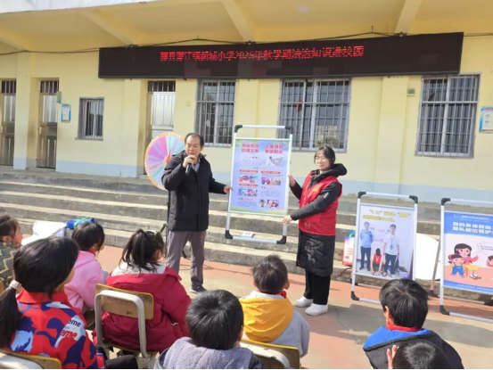 b2eb6774-38fc-42e3-9410-93297b6198fc