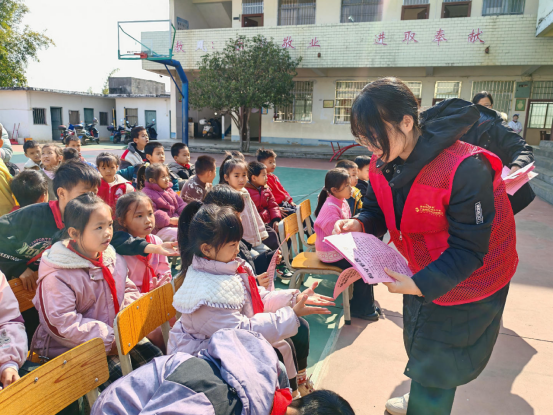 bccef9a8-9375-4477-ae76-703b413d151b