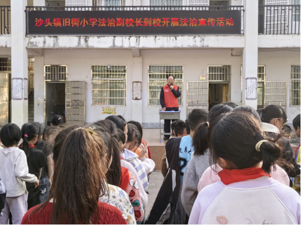 13b98239-bf4e-445e-bebe-e4698a5c550f