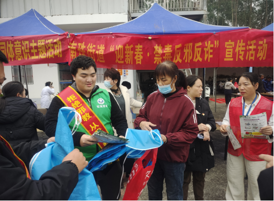 b554bf32-7a3a-42b5-9901-f94ef211f972