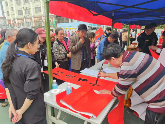 f43d7187-0a8f-43d8-8d7b-de8508f9fdd4