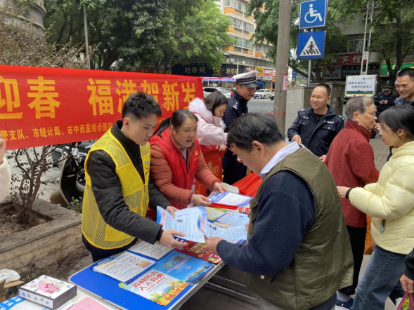 梧州市万秀区富民街道开展“筑牢反邪防线 共建和谐家园”主题宣传活动