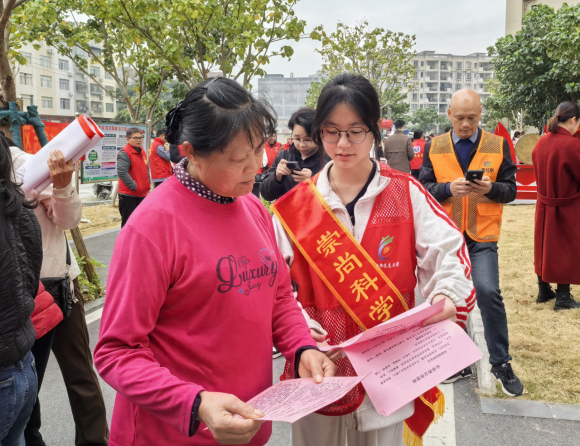 1ca4f50d-c9ee-47ca-8961-aad79b03beee