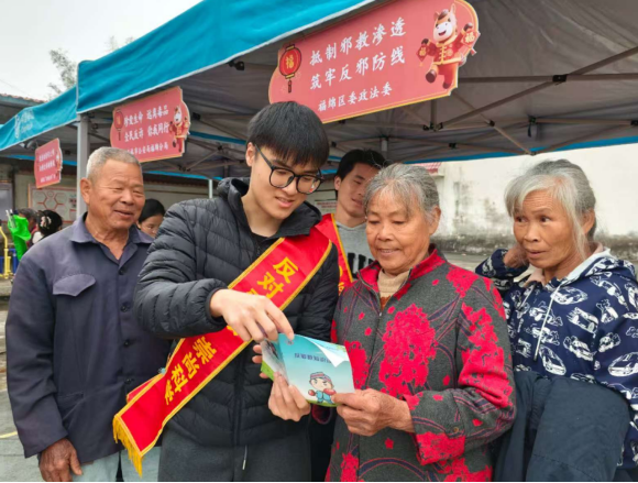 3ceed60c-466a-40bb-897b-4c2f2d3121bb