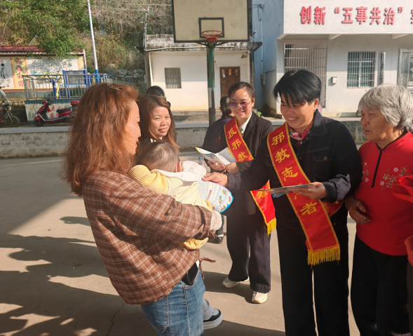 d8603649-c1be-4965-af17-67d663f69374 d8603649-c1be-4965-af17-67d663f69374