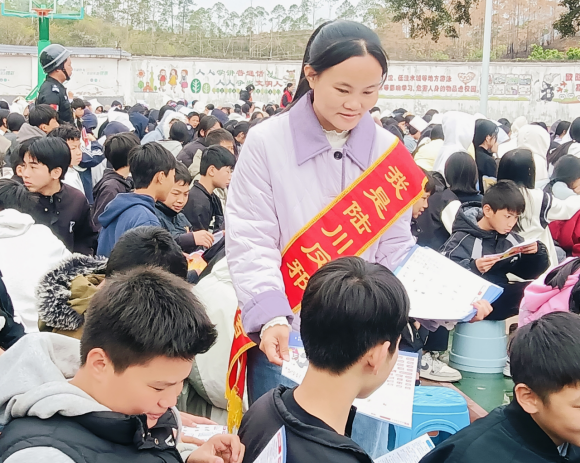 212bc4e3-0d66-49fc-8571-a655d2557a19