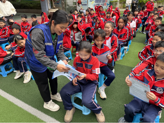 48603505-b5ea-4ec0-bc38-922e025cb8aa