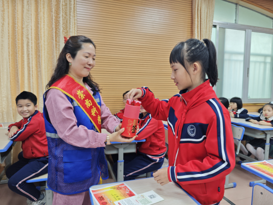 5d3deb59-c9b7-4cc3-9200-44a910d36009