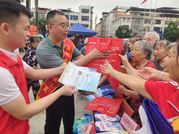 34f2ec95-af3b-4d00-8475-b08220588855