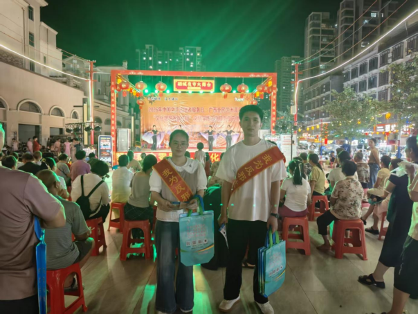 钦州市浦北县：艺惠万家扬正气 反邪拒邪筑平安