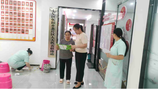 桂林市七星区朝阳乡西南村委开展反邪教主题宣传活动