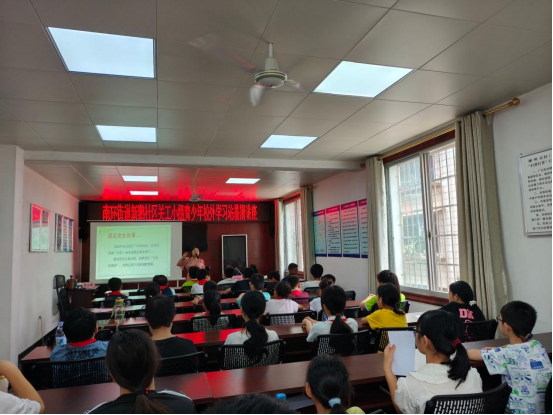 柳州市柳南区新鹅社区：筑牢反邪防线 守护纯真童心